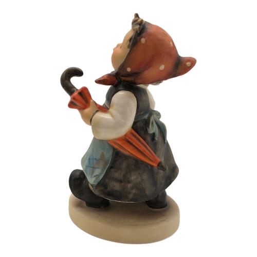 GOEBEL (ゲーベル) フンメル人形