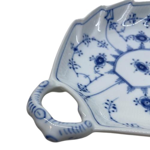 ROYAL COPENHAGEN (ロイヤル・コペンハーゲン) リーフディッシュ ブルーフルーテッド