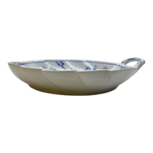 ROYAL COPENHAGEN (ロイヤル・コペンハーゲン) リーフディッシュ ブルーフルーテッド