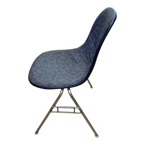 Herman Miller (ハーマンミラー) シェルチェア ブラック スタッキングベース