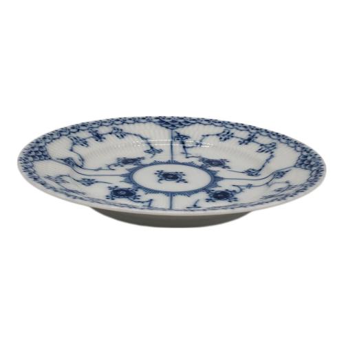 ROYAL COPENHAGEN (ロイヤル・コペンハーゲン) プレート ブルーフルーテッド・ハーフレース