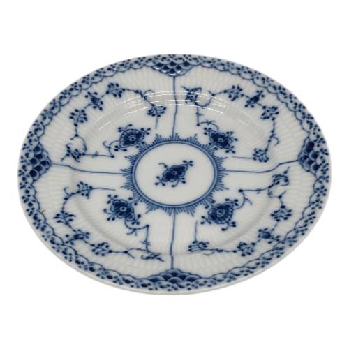 ROYAL COPENHAGEN (ロイヤル・コペンハーゲン) プレート ブルーフルーテッド・ハーフレース