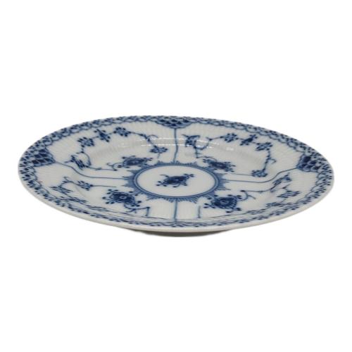 ROYAL COPENHAGEN (ロイヤル・コペンハーゲン) プレート ブルーフルーテッド・ハーフレース