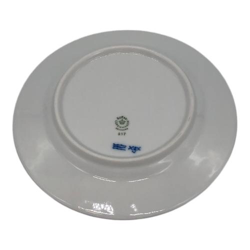 ROYAL COPENHAGEN (ロイヤル・コペンハーゲン) プレート ブルーフルーテッド・ハーフレース