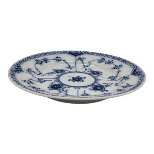 ROYAL COPENHAGEN (ロイヤル・コペンハーゲン) プレート ブルーフルーテッド・ハーフレース