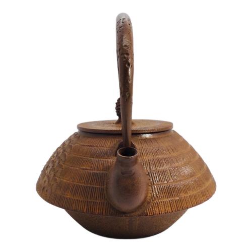 南部鉄器 (ナンブテッキ) 鉄瓶 金秀堂 ブラウン