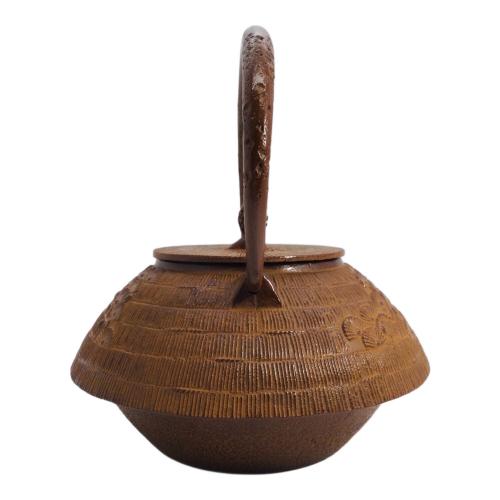 南部鉄器 (ナンブテッキ) 鉄瓶 金秀堂 ブラウン