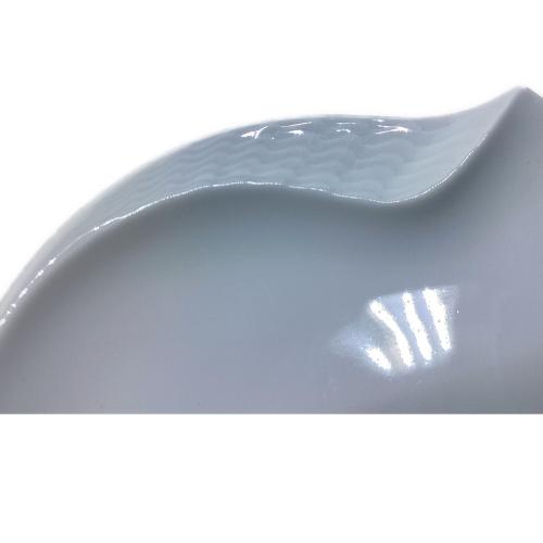 Meissen (マイセン) ホワイトディッシュ ▲/15cm 波の戯れホワイト