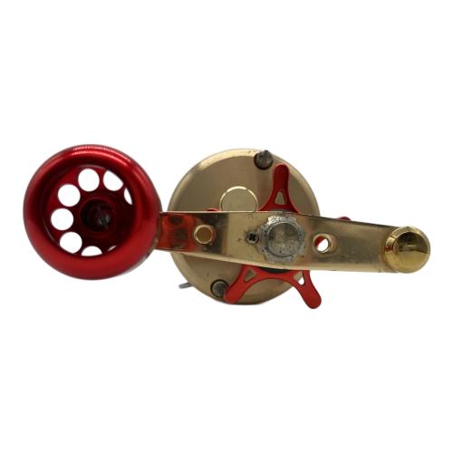 TITANIC (タイタニック) リール OKUMA ベイトリール RED 200