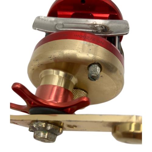 TITANIC (タイタニック) リール OKUMA ベイトリール RED 200