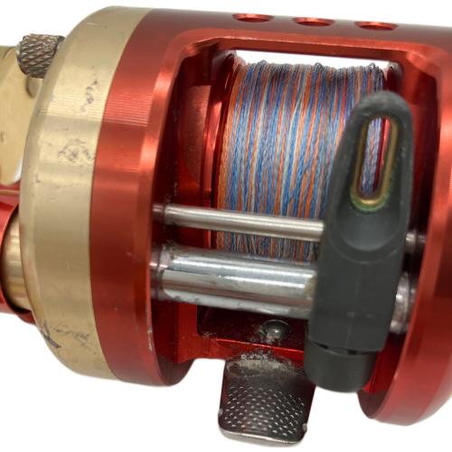 TITANIC (タイタニック) リール OKUMA ベイトリール RED 200