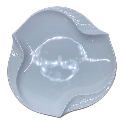 Meissen (マイセン) ホワイトディッシュ ▲/15cm 波の戯れホワイト