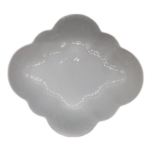 ROYAL COPENHAGEN (ロイヤル・コペンハーゲン) フラワーボウル ▲ ホワイトパルメッテ