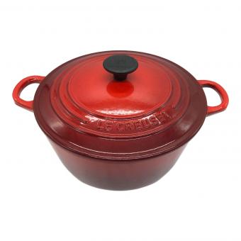 LE CREUSET (ルクルーゼ) 鍋 SIZE 22cm レッド