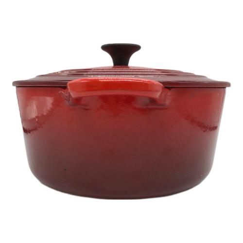 LE CREUSET (ルクルーゼ) 鍋 SIZE 22cm レッド