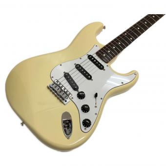 FENDER JAPAN (フェンダージャパン) エレキギター @ ストラトキャスター ST72-65 逆反り有 動作確認済み A006645