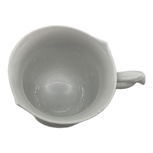 Meissen (マイセン) カップ&ソーサー 波の戯れホワイト