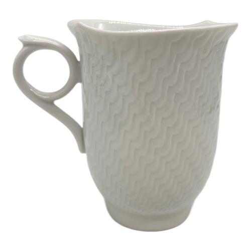 Meissen (マイセン) カップ&ソーサー 波の戯れホワイト