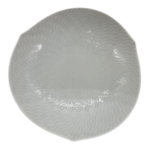 Meissen (マイセン) カップ&ソーサー 波の戯れホワイト