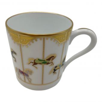 大倉陶園 (オオクラトウエン) マグカップ うまくゆく回転木馬