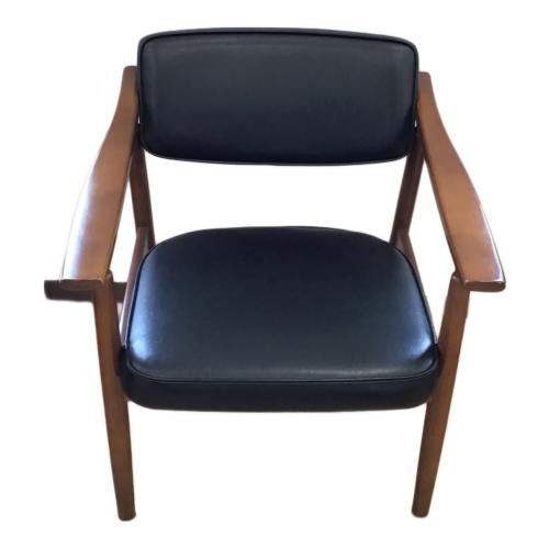 カリモク60 (カリモクロクマル) アームチェアー ブラック×ブラウン 238 1人掛け Dチェア W36450