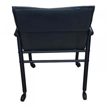 innovator (イノベーター) アームチェアー ブラック 267 キャスター付