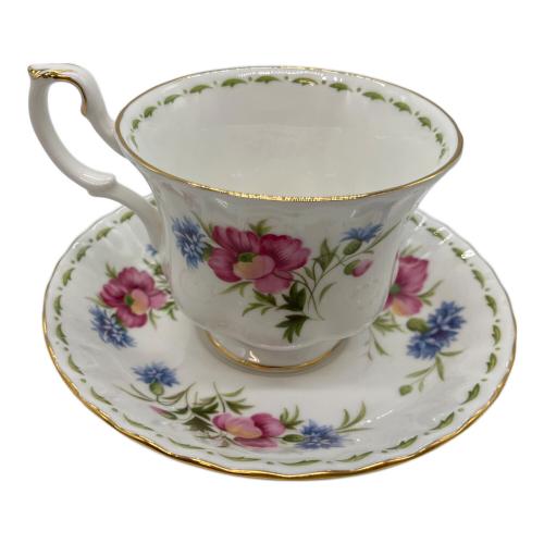 ROYAL ALBERT (ロイヤルアルバート) カップ&ソーサー フラワー・オブ・ザ・マンス 2Pセット
