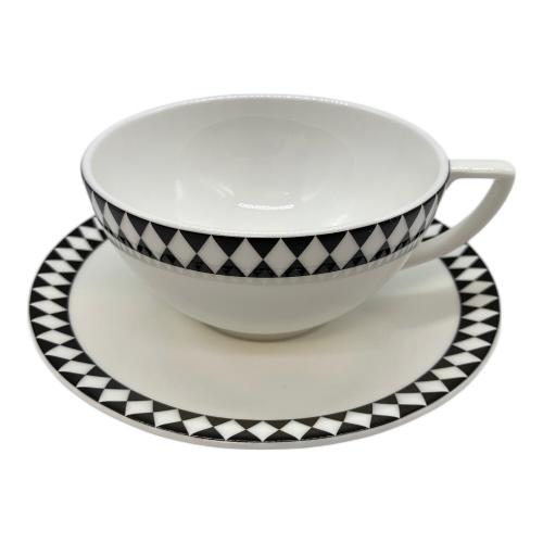 Wedgwood (ウェッジウッド) カップ&ソーサー ホワイト×ブラック ▲ JASUPER CONRAN MOSAIC