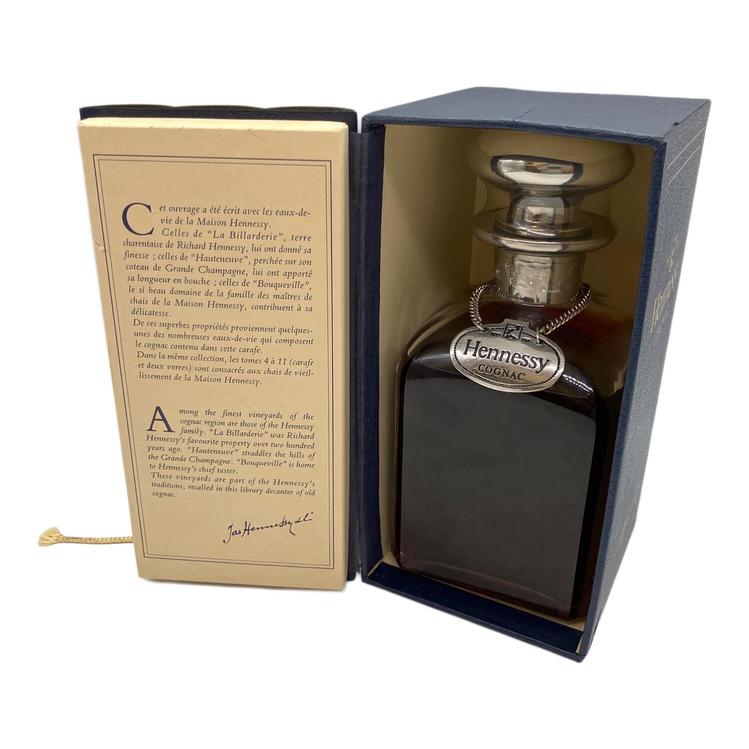 ヘネシー (Hennessy) コニャック 40C° 700ml Book箱付 Hennessy 未開封