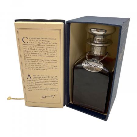 ヘネシー (Hennessy) コニャック 40C° 700ml Book箱付 Hennessy 未開封