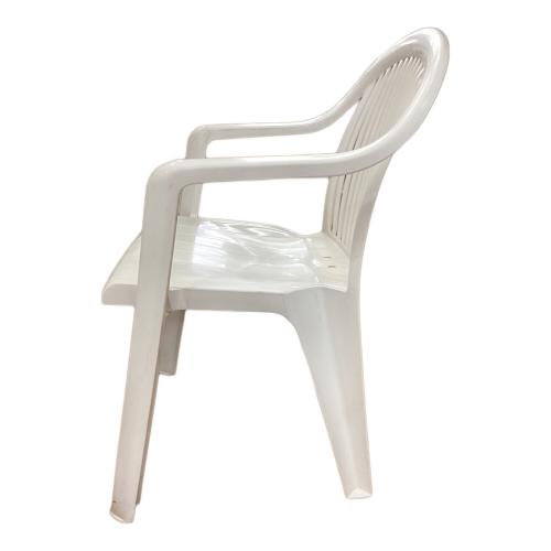 Grosfillex (ゴーフィレックス) ガーデンチェア