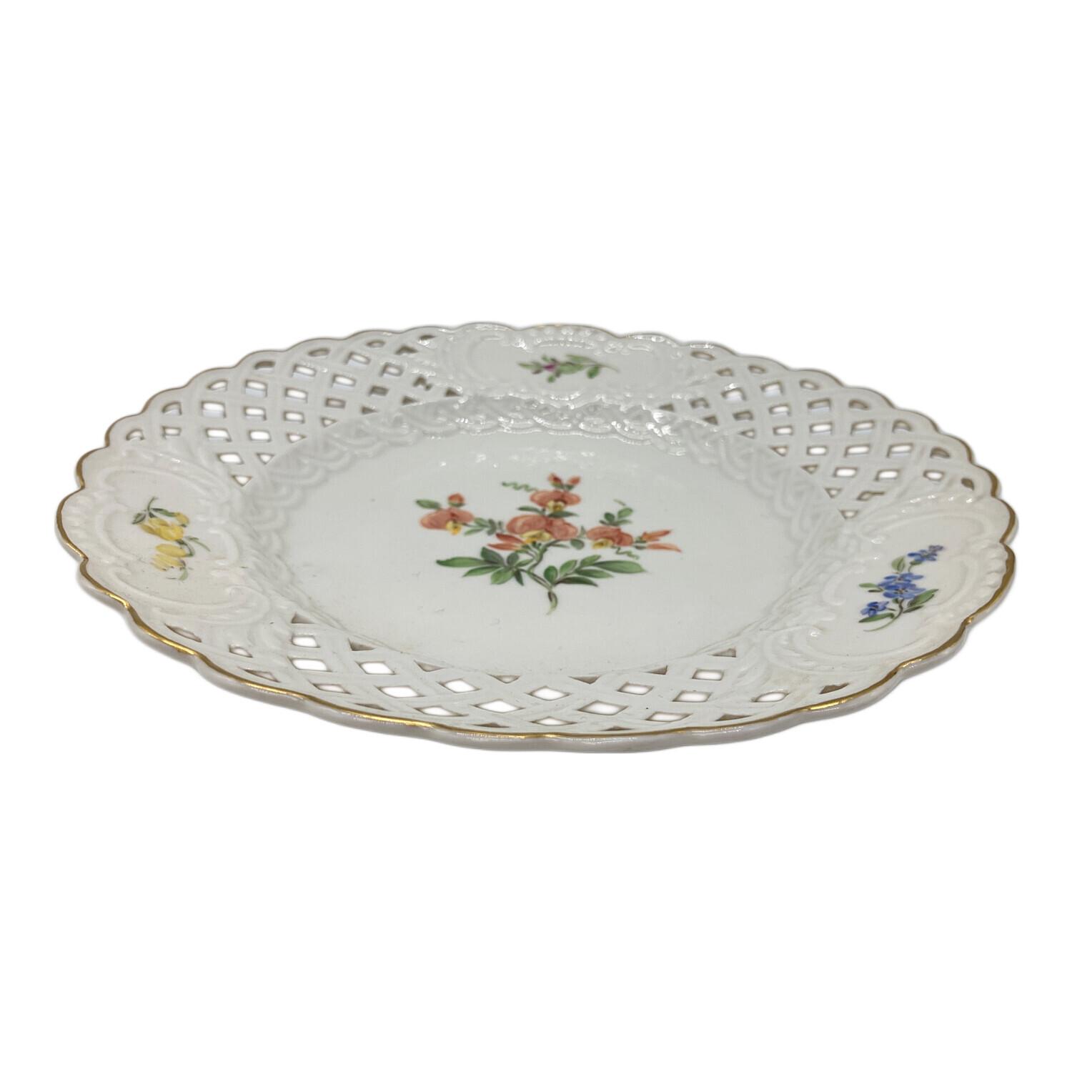 【1119M6】マイセン ベーシックフラワー 透かしプレート Meissen (マイセン) プレート 透かし飾り ベーシックフラワー