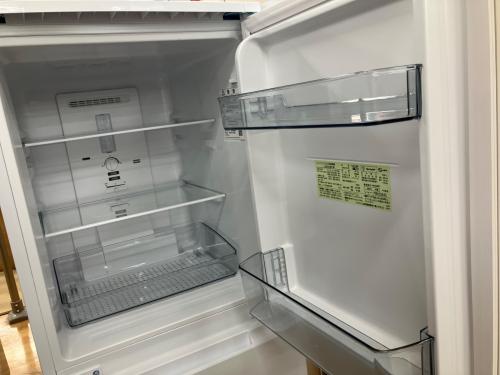 SHARP (シャープ) 2ドア冷蔵庫 SJ-D15P-W 2025年製 ヘコミ有 152L