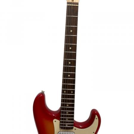 Squier by FENDER (スクワイア) Affinity Serirs ストラトキャスター