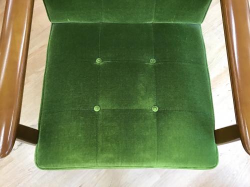 カリモク60 (カリモクロクマル) Kチェア W36170QW モケットグリーン