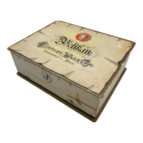 Pelikan (ペリカン) 万年筆 ブラック×ゴールド