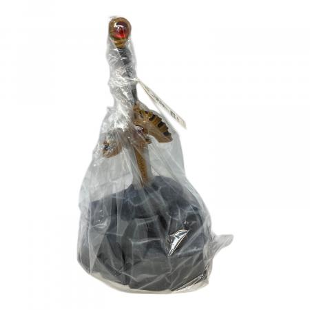 ニジゲンノモリ ふくびき所 伝説の勇者賞 ロトの剣 ~岩台座付