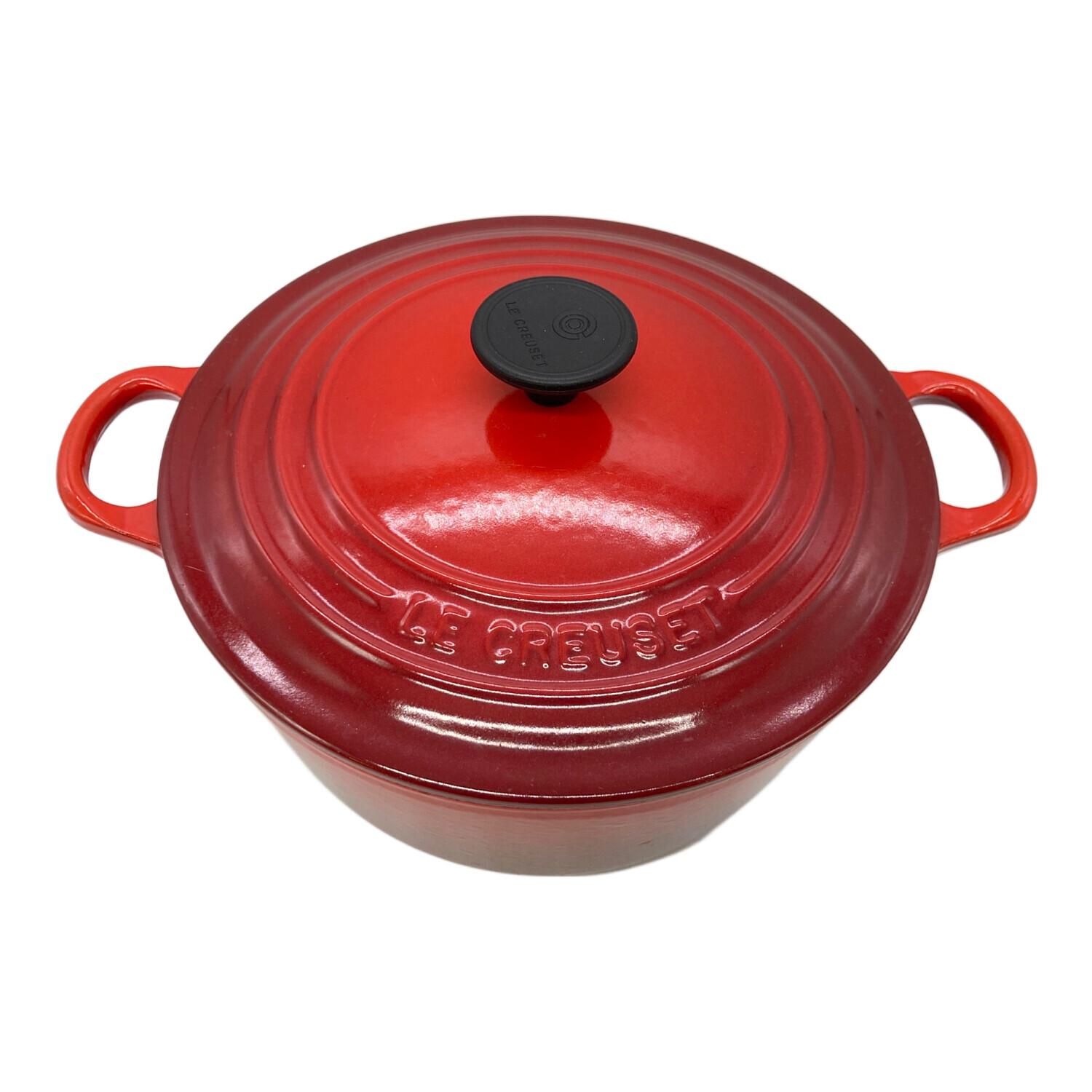 LE CREUSET ル・クルーゼ 両手鍋 22cm Chili Red LE CREUSET (ルクルーゼ) 両手鍋 22cm レッド｜トレファクONLINE