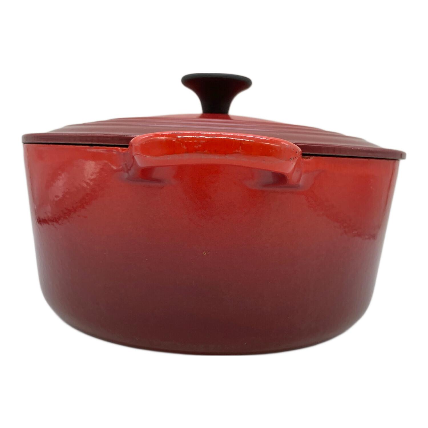 LE CREUSET 両手鍋 22cm レッド フランス製 LE CREUSET (ルクルーゼ) 両手鍋 22cm レッド｜トレファクONLINE