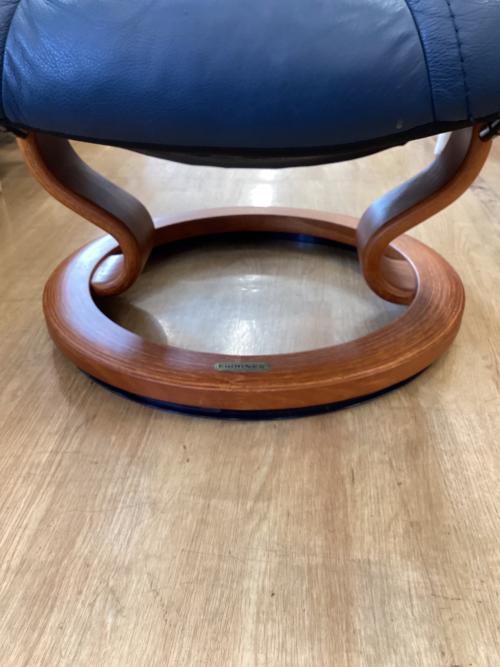 Ekornes (エコーネス) オットマン付き1人掛けソファー ストレスレスコンサル ネイビー×ブラウン