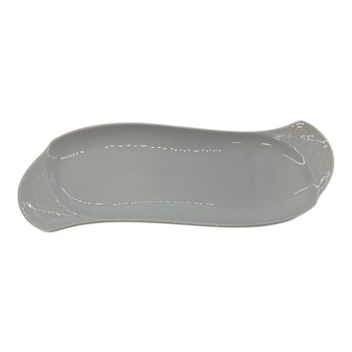 Meissen (マイセン) プレート Y7024-02/53256 波の戯れホワイト