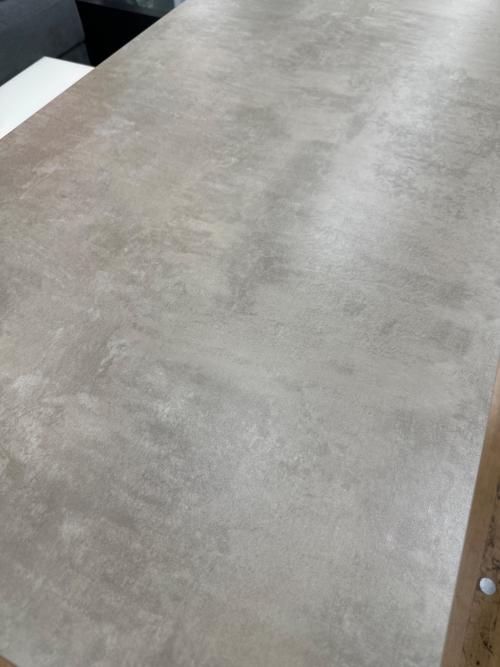 東馬 (トウマ) リフティングテーブル 横幅110 奥行58～113 高さ37～72.5(cm) ライトグレー