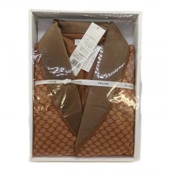 CELINE (セリーヌ) 男女兼用羽毛肩当て ダウン85％・フェザー15%・マカダム柄・SAT55５3791 M~L対応