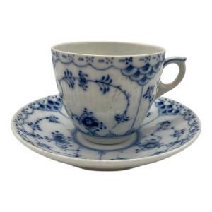 ROYAL COPENHAGEN (ロイヤル・コペンハーゲン) カップ&ソーサー ブルーフルーテッド・ハーフレース