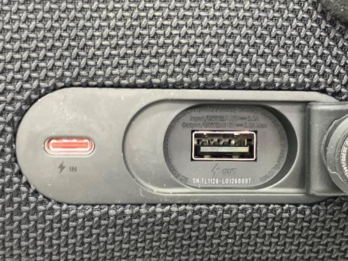 JBL (ジェービーエル) Bluetooth対応スピーカー CHARGE5 JBLCHARGE5BLK