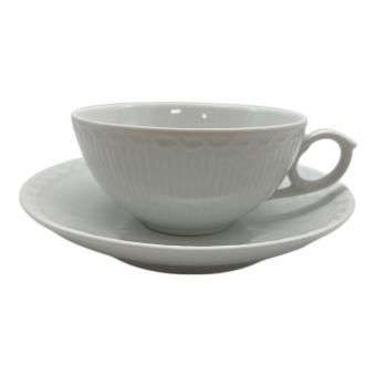 ROYAL COPENHAGEN (ロイヤル・コペンハーゲン) カップ&ソーサー ▲ ホワイトフルーテッド・プレイン