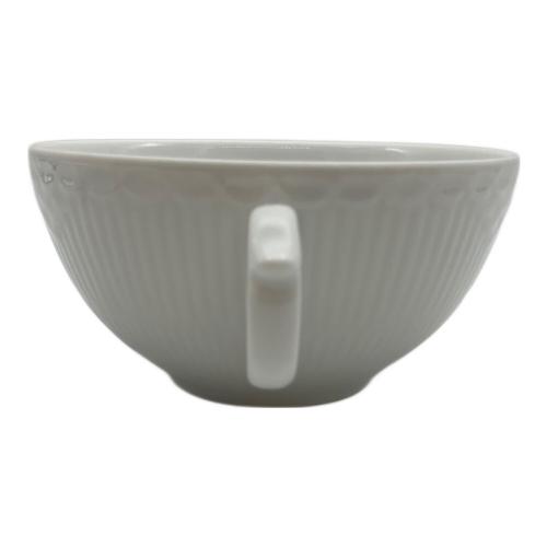 ROYAL COPENHAGEN (ロイヤル・コペンハーゲン) カップ&ソーサー ▲ ホワイトフルーテッド・プレイン