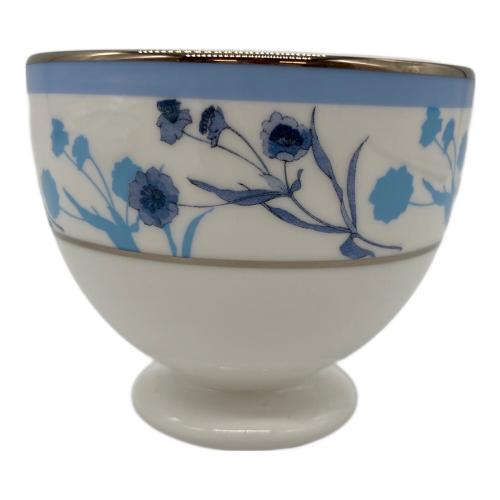 Wedgwood (ウェッジウッド) カップ&ソーサー ▲/青い花/銀