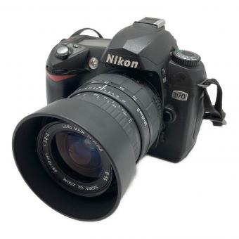 Nikon (ニコン) デジタル一眼レフカメラ D70