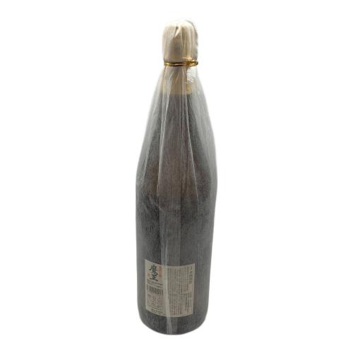 魔王 芋焼酎 白玉謹醸 1800ml